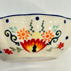 Scalloped Dish - GP24