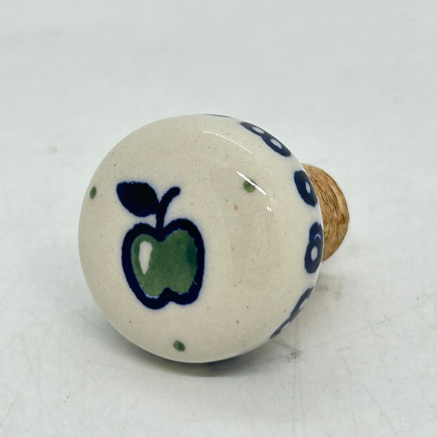 Pottery Misfit - Wine Stopper - 0015
