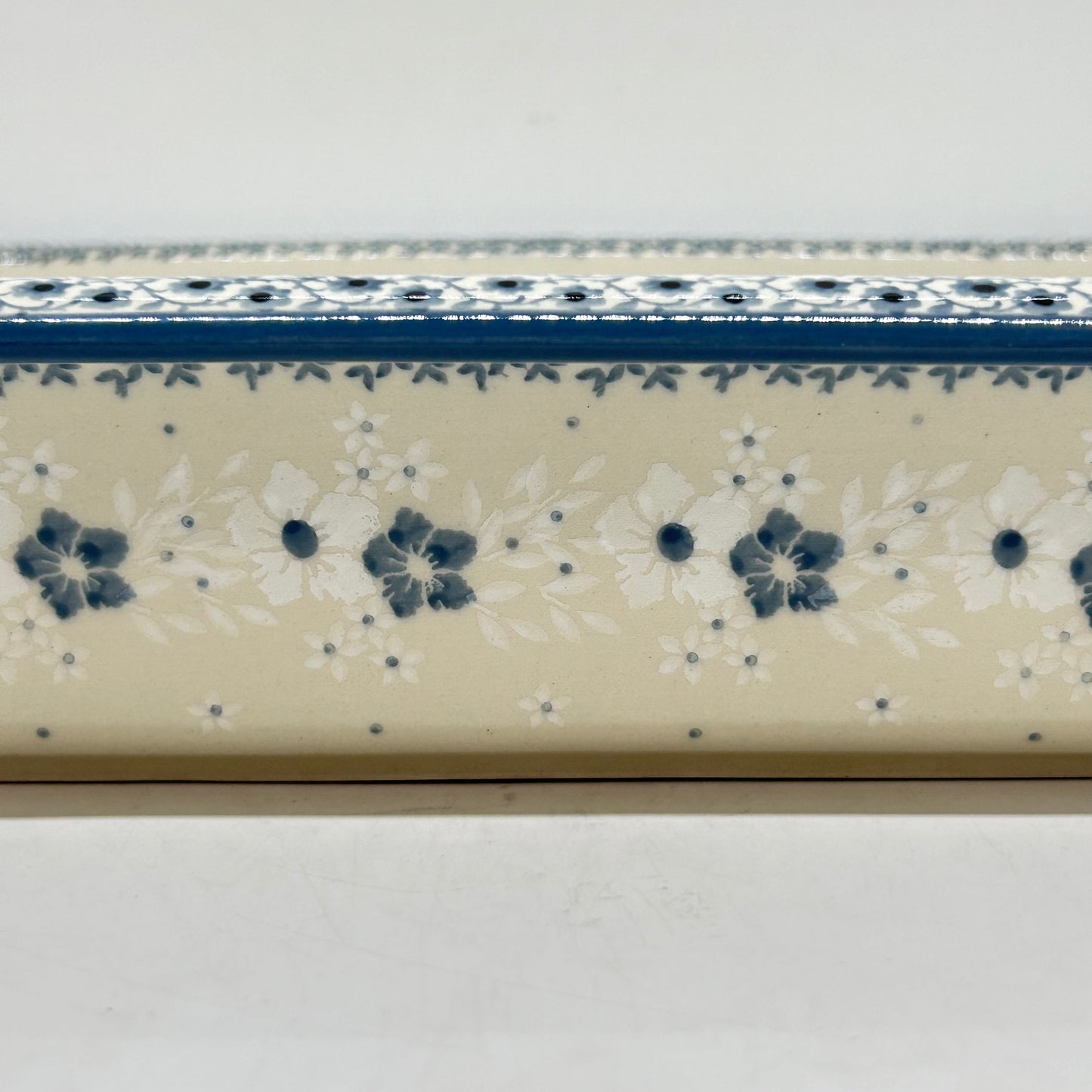 Baker ~ Rectangular w/Rim ~ Lasagna ~ 11.25 x 13.75 inch ~ 2335* - T3*