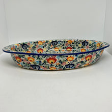 Load image into Gallery viewer, Medium Oval Baker ~ GP25