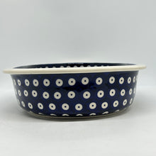 Load image into Gallery viewer, Second Quality Oval Baker ~ 070A