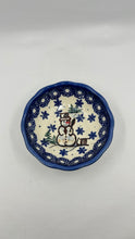 Load image into Gallery viewer, A268 Small Scalloped Dish - D33