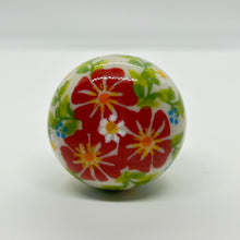 Load image into Gallery viewer, Wine Stopper ~ Unikat red flower