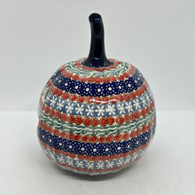 Load image into Gallery viewer, Medium Pumpkin - EO28
