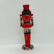 Load image into Gallery viewer, NUTCRACKER Figurine - D56