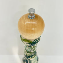 Load image into Gallery viewer, Light Wood Spice Grinder - GZ39