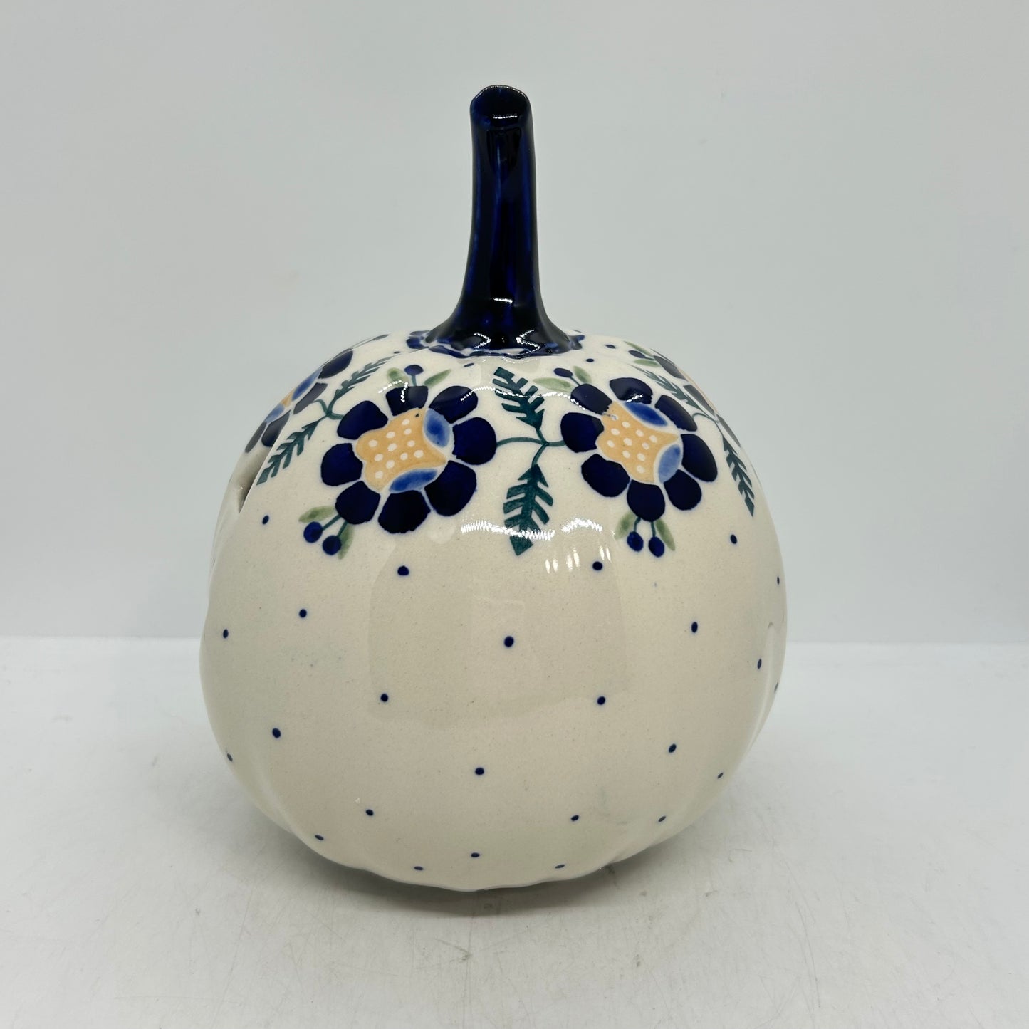 Medium Pumpkin - 00RU