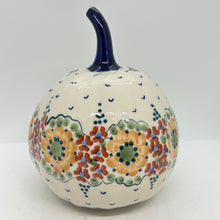Load image into Gallery viewer, Medium Pumpkin - 00LB