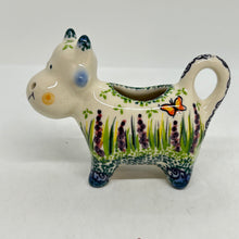 Load image into Gallery viewer, Cow Creamer - U-LA1