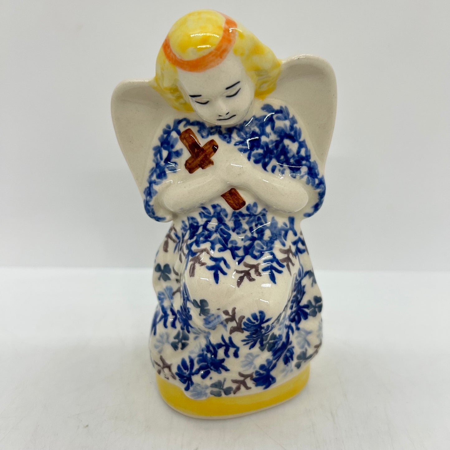 Angel with Cross Figurine - PS26