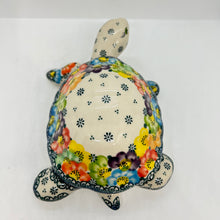 Load image into Gallery viewer, Turtle with cover that comes off  - U-V3