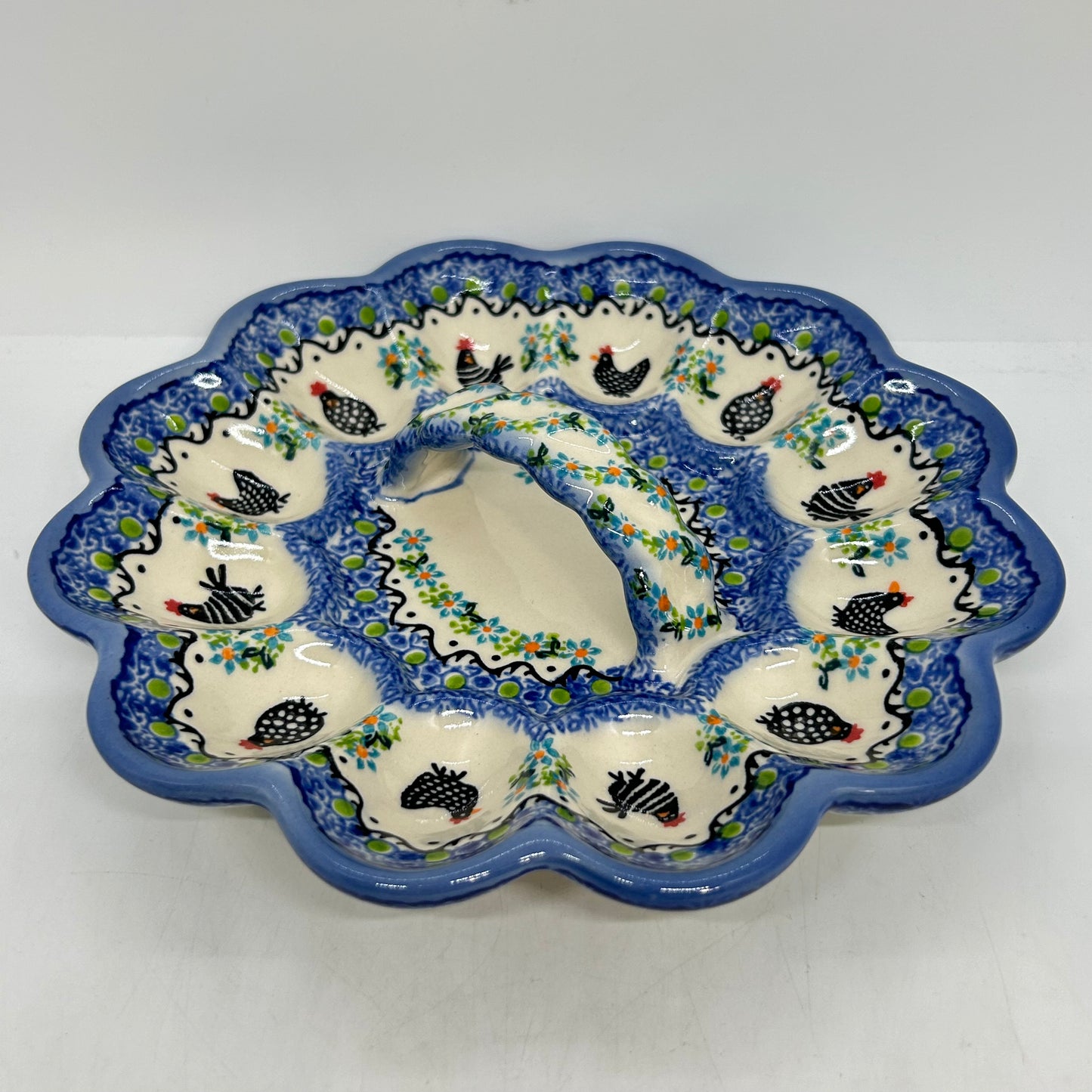T13 Egg Dish with Handle U-K3