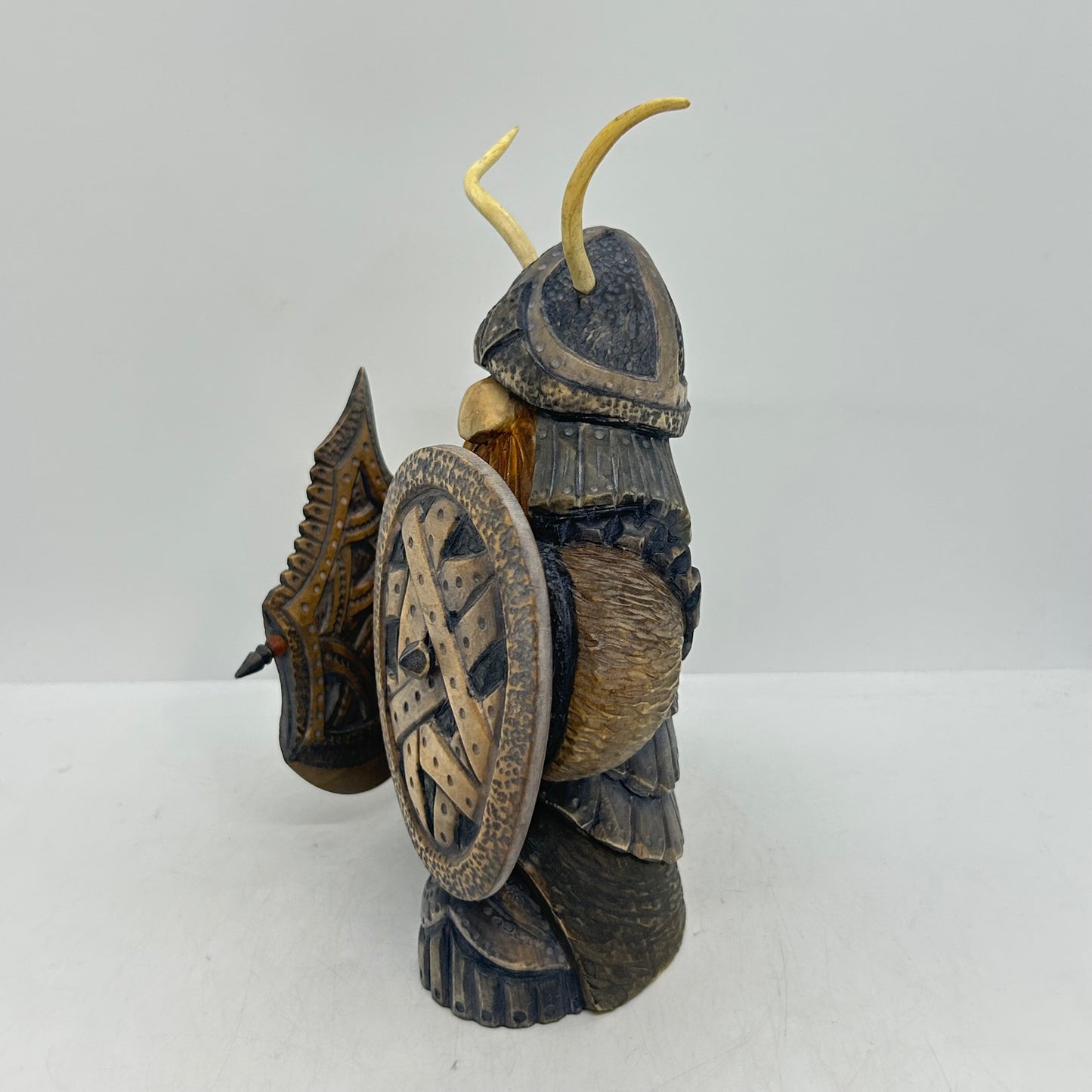 Axe and Shield Nochale - 001