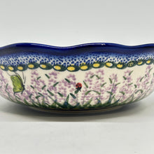 Load image into Gallery viewer, Scalloped Serving Bowl - A987 - A2