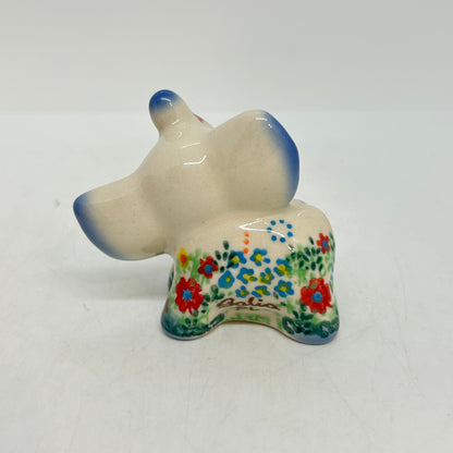Standing Elephant - U-D1