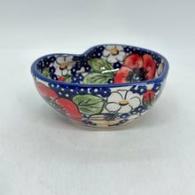 Load image into Gallery viewer, Heart Bowl - IM02