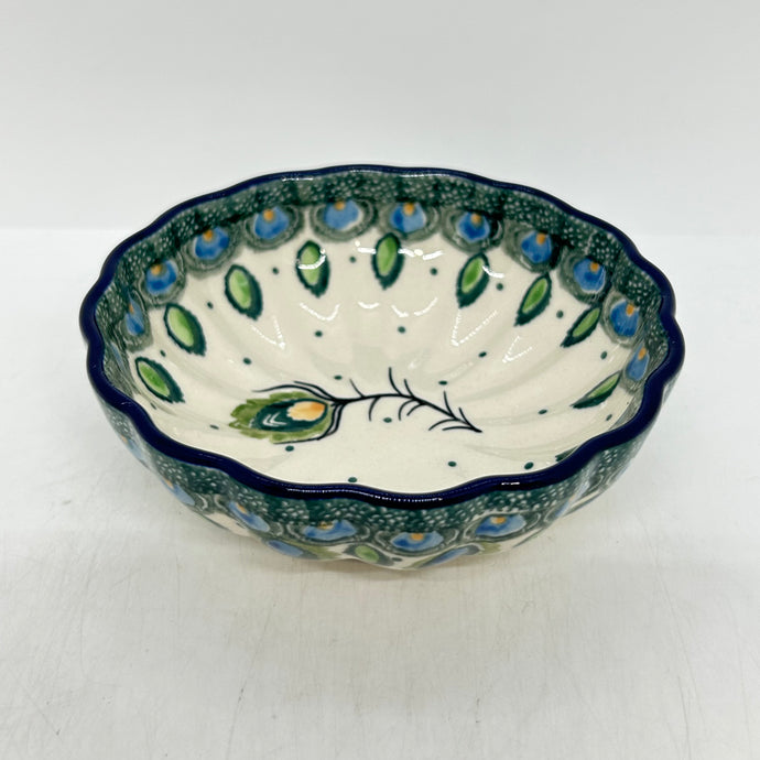 023 ~ Bowl ~ Scalloped ~ 4.5