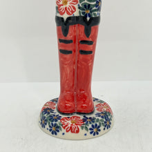 Load image into Gallery viewer, NUTCRACKER Figurine - D56