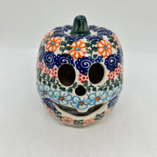 Load image into Gallery viewer, A446 Small Pumpkins D35