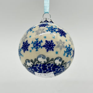 2.5" Kalich Round Ornament - Snowflakes