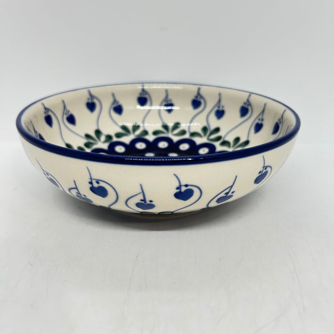 Bowl ~ Soup/Salad ~ 6.75 inch ~ Bleeding Heart