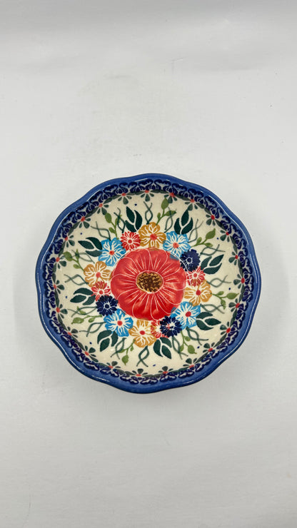 A268 Small Scalloped Dish - D60