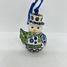 Load image into Gallery viewer, Ornament Snowman with Tree - 0EOZ