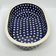 Load image into Gallery viewer, Second Quality Oval Baker ~ 070A