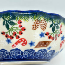 Load image into Gallery viewer, Scalloped Bowl - U1121