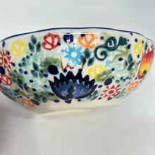 Load image into Gallery viewer, Scalloped Dish - GP25