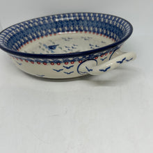 Load image into Gallery viewer, Baker ~ Round w/ Handles ~ 8 inch ~ U5164 ~ U3!