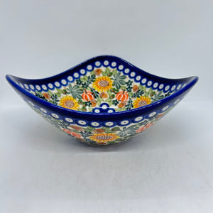 3 Point Star Bowl - A422