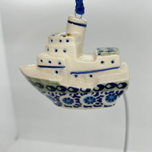 Load image into Gallery viewer, Cruise boat Ornament - 0EOZ