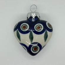 Load image into Gallery viewer, Heart Ornament - D43