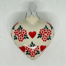 Load image into Gallery viewer, Heart Ornament - D88