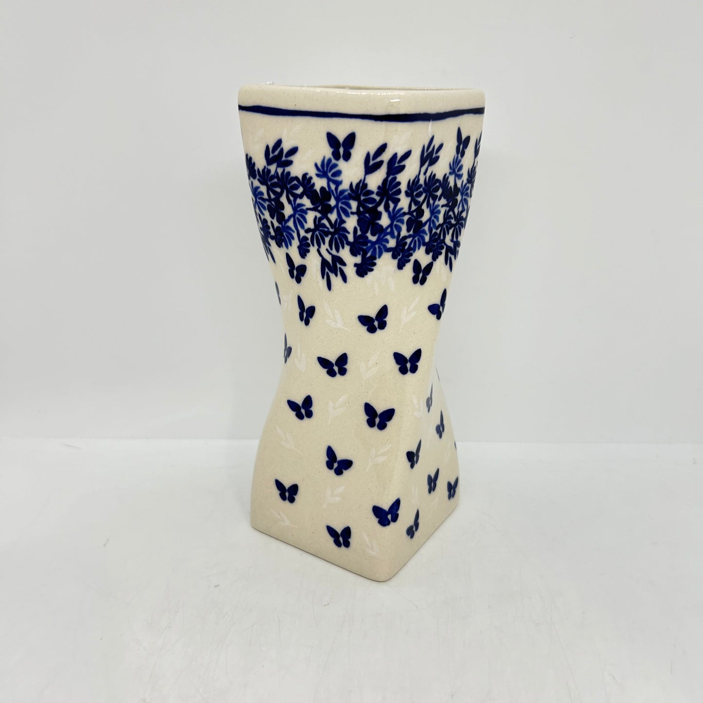 Lady Blue Twisted Vase - 008 - U3