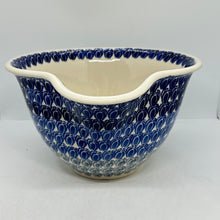 Load image into Gallery viewer, Second Quality Batter Bowl - GP16