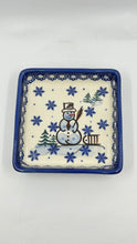 Load image into Gallery viewer, 4.75" Square Bowl - D33