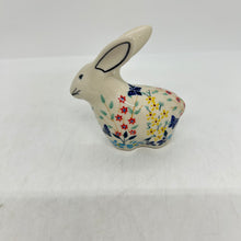 Load image into Gallery viewer, Hare Figurine - WK76