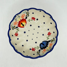 Load image into Gallery viewer, Second Quality Scalloped Dish - GP24