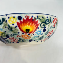 Load image into Gallery viewer, Scalloped Dish - GP25