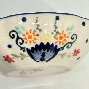 Scalloped Dish - GP24