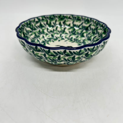 Bowl ~ Scalloped ~ 4.5 inch ~ 2241X - T3!