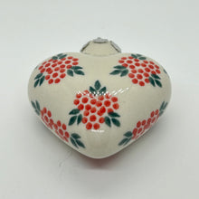 Load image into Gallery viewer, Heart Ornament - D57