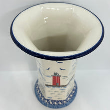 Load image into Gallery viewer, Vase ~  9.25&quot;  ~ U5164 ~ U3!