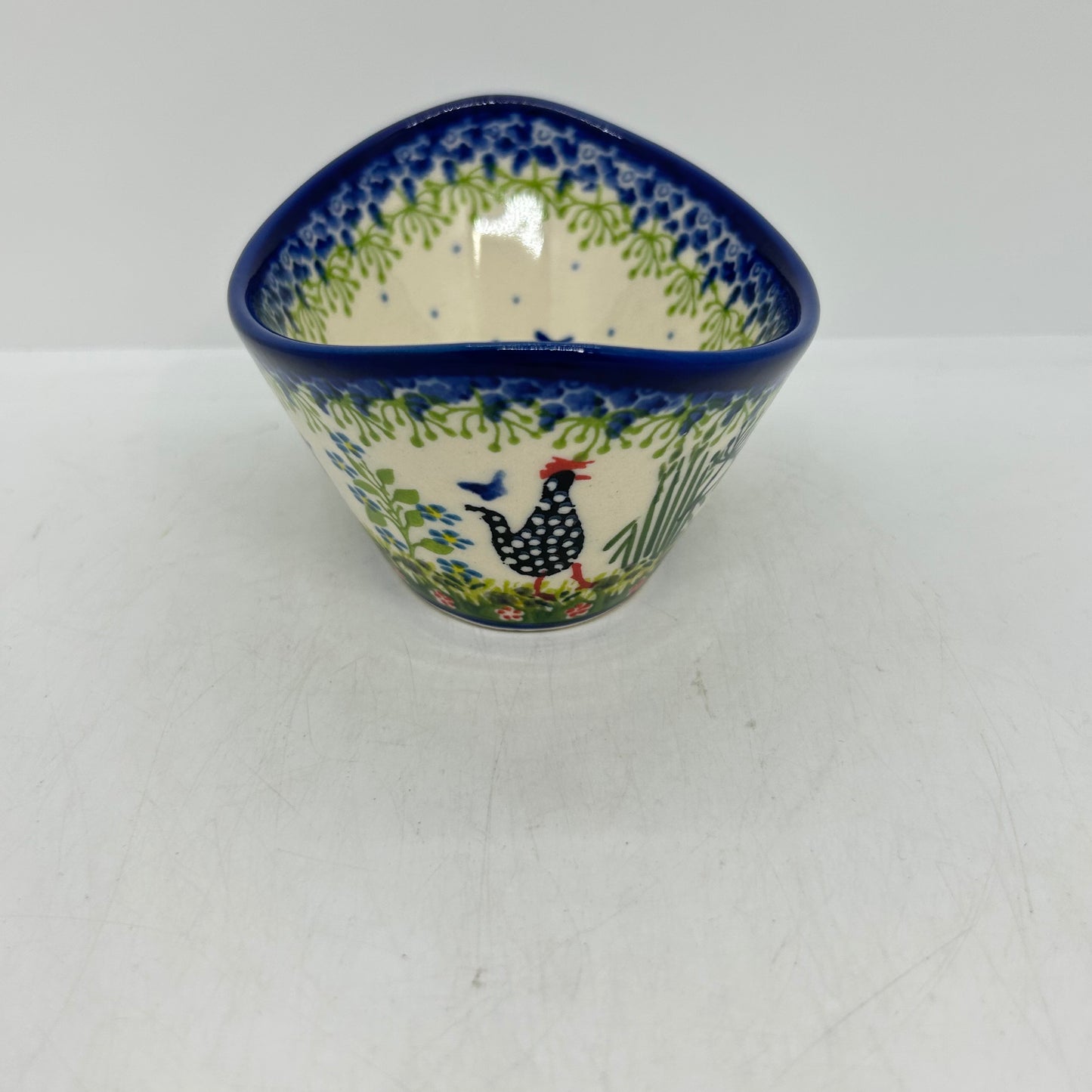 Modern Curved Bowl - A950 - A1