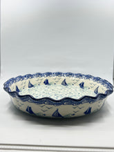 Load image into Gallery viewer, 636 ~ Pie Plate ~ Fluted ~ 10" ~ 2988X - T4*
