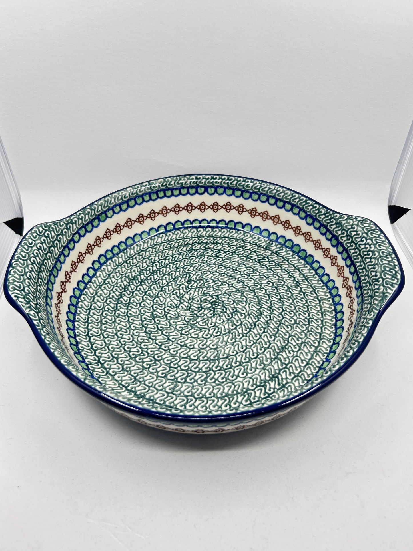 417 ~ Baker ~ Round w/ Handles ~ 10" - 020AX - T1!