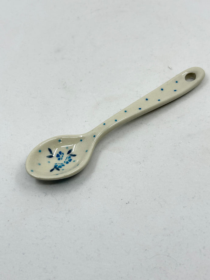 592 ~ Spoon ~ Small ~ 5.25