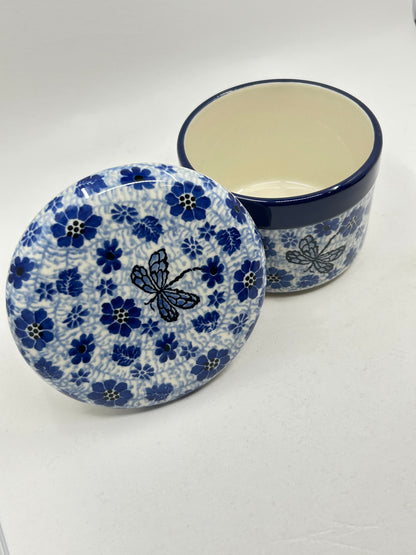 European Butter Dish ~ 3.75W x 3H ~ 1443X - T3!